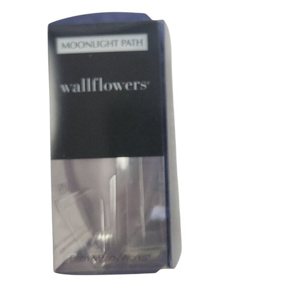 Bath & Body Works Wallflowers Moonlight Path Fragrance Refill 2 Pack 0.8oz - Picture 3 of 6